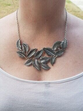 Cute Leaf Necklace